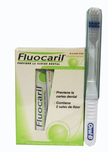 FLUOCARIL PACK VIAJE PASTA + CEPILLO